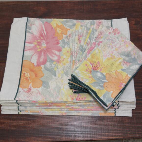 VINTAGE Floral 24pc Table Setting Placemat & Cloth Napkin Set - Picture 1 of 4